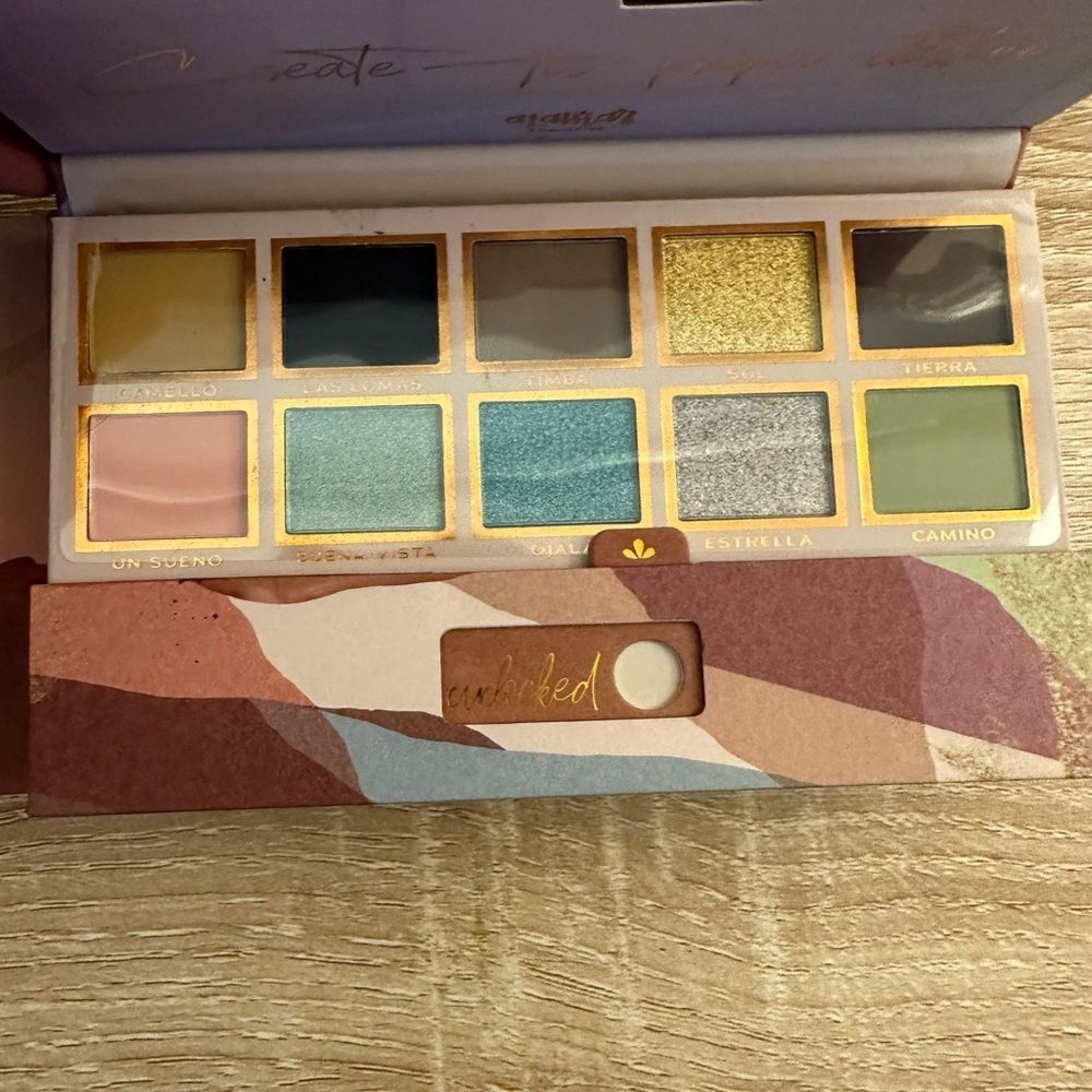 ALAMAR Destino Eyeshadow Palette